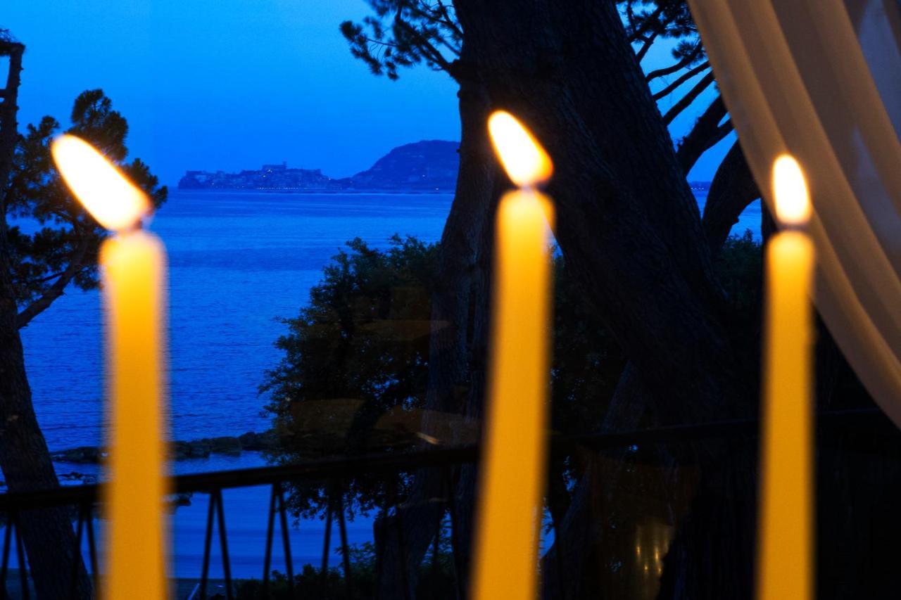 Grande Albergo Miramare Formia Buitenkant foto