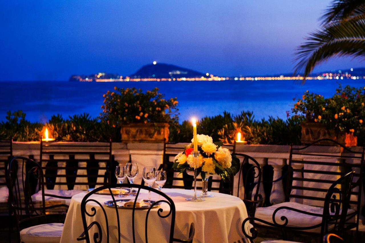 Grande Albergo Miramare Formia Buitenkant foto