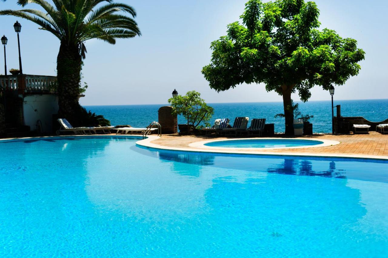 Grande Albergo Miramare Formia Buitenkant foto