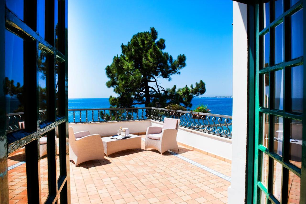 Grande Albergo Miramare Formia Buitenkant foto
